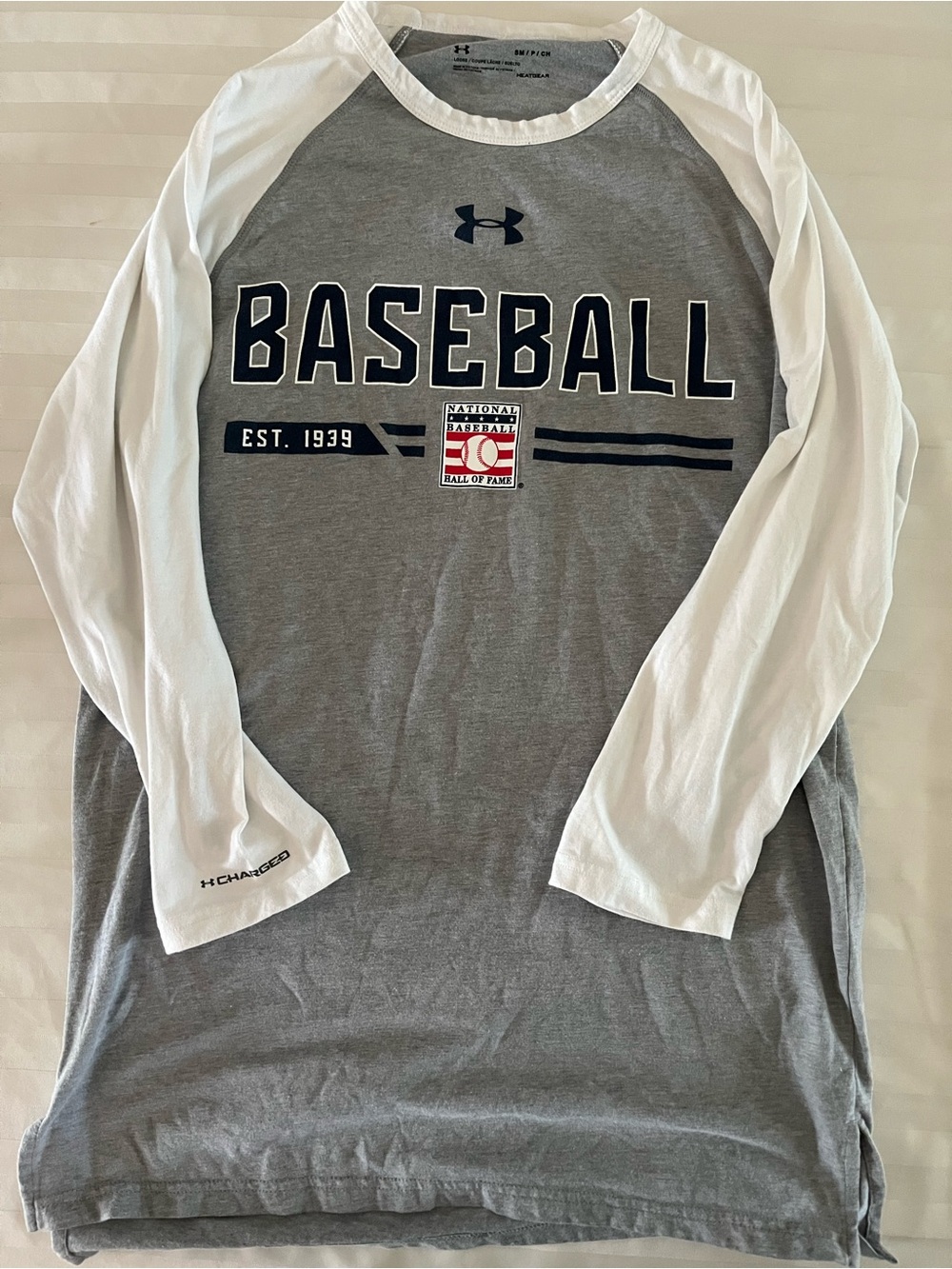 Under Armour Men's Baseball Long Sleeve Raglan Shirt - Gray/White- size small